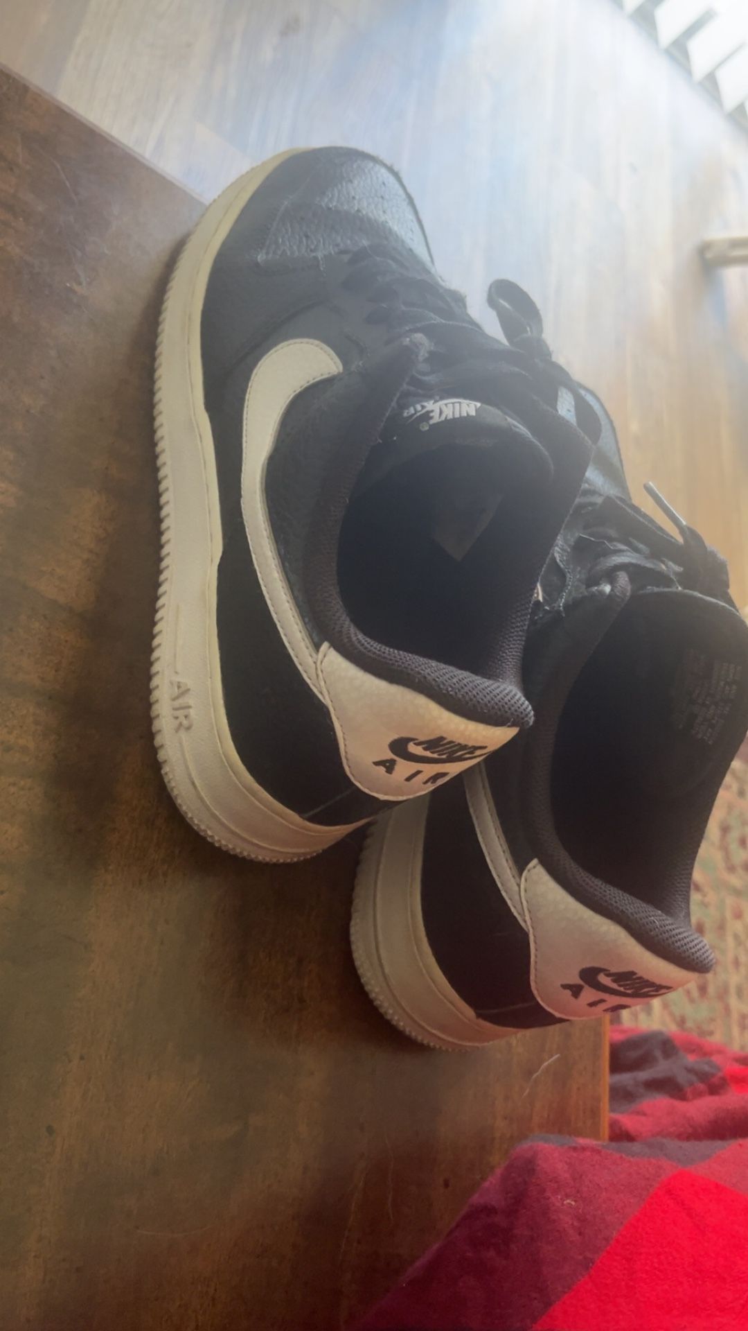 nike air force 1 black and white, size 9.