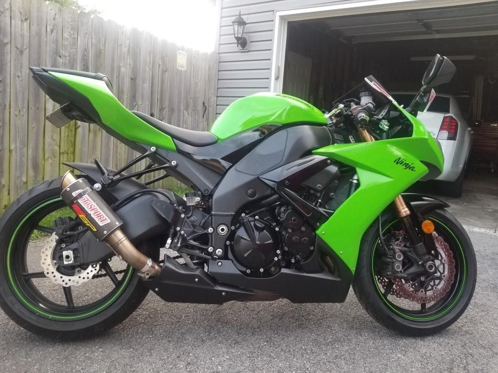 2008 ZX10R in excellent condition