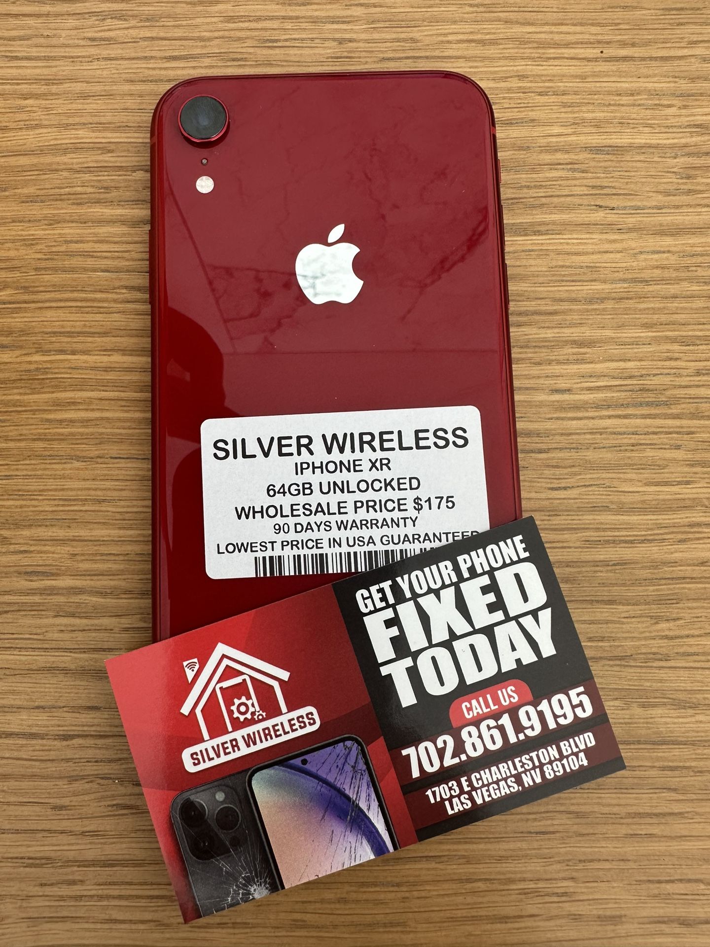 IPHONE XR UNLOCKED 64GB