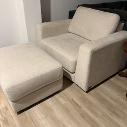 Lounge Chair With Ottoman 