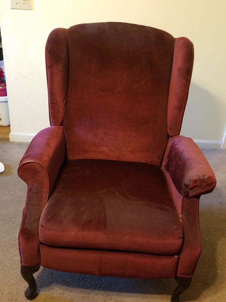 For sale: 2 wingback reclining chairs