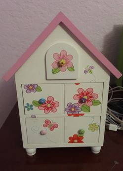 Girls Jewelry Box