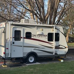 2013 Jayco Hybrid Camper