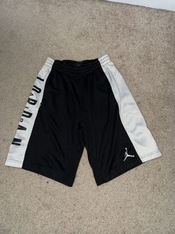 Jordan Shorts Size Medium 