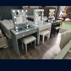 Brand New Vanity Small Size Hollywood Mirror LED Light 3 Adjustable Brightness Stool Included  USB  Power Outlet $359 + Tax FREE LOCAL DELIVERY & SET 