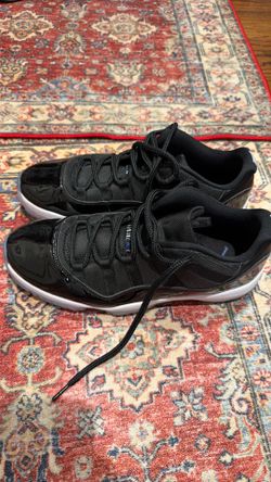 Jordan 11s - Excellent condition - Size 11