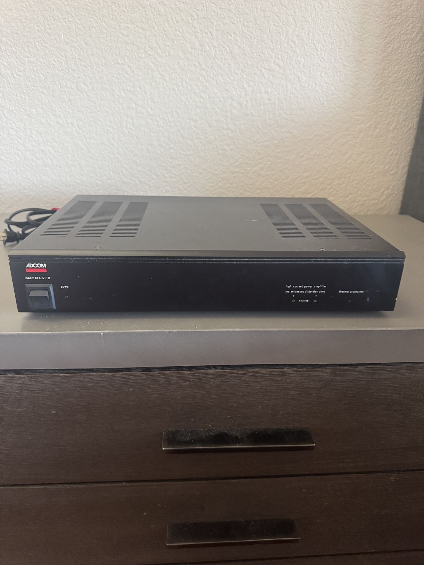 Adcom GFA-535 II Stereo Amplifier
