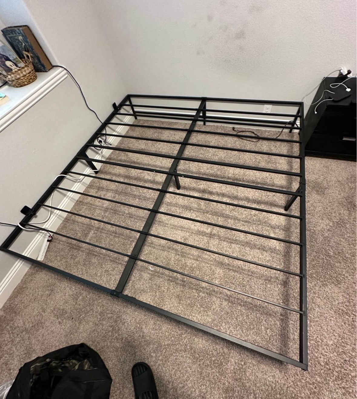 King size Metal Frame Need Picked Up Today W Led Shelf Head Board 