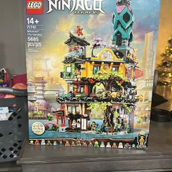 LEGO Ninjago City Gardens