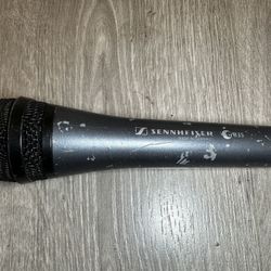 Sennheiser e835 Dynamic Microphone (XLR) – Tested Working