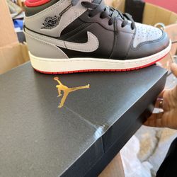 Boys 6 Size Jordans 