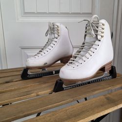 Ice Skates 