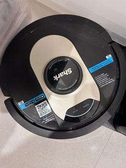 Shark robot vacuum