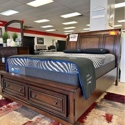 Flash Sale! Wood Platform Bed With Draws On Sale! 