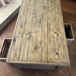 Lift- Top Coffee Table