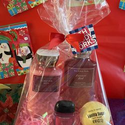 Merry Christmas Forever Red Gift Set 