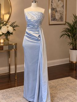 David’s Bridal Dress. Size 4
