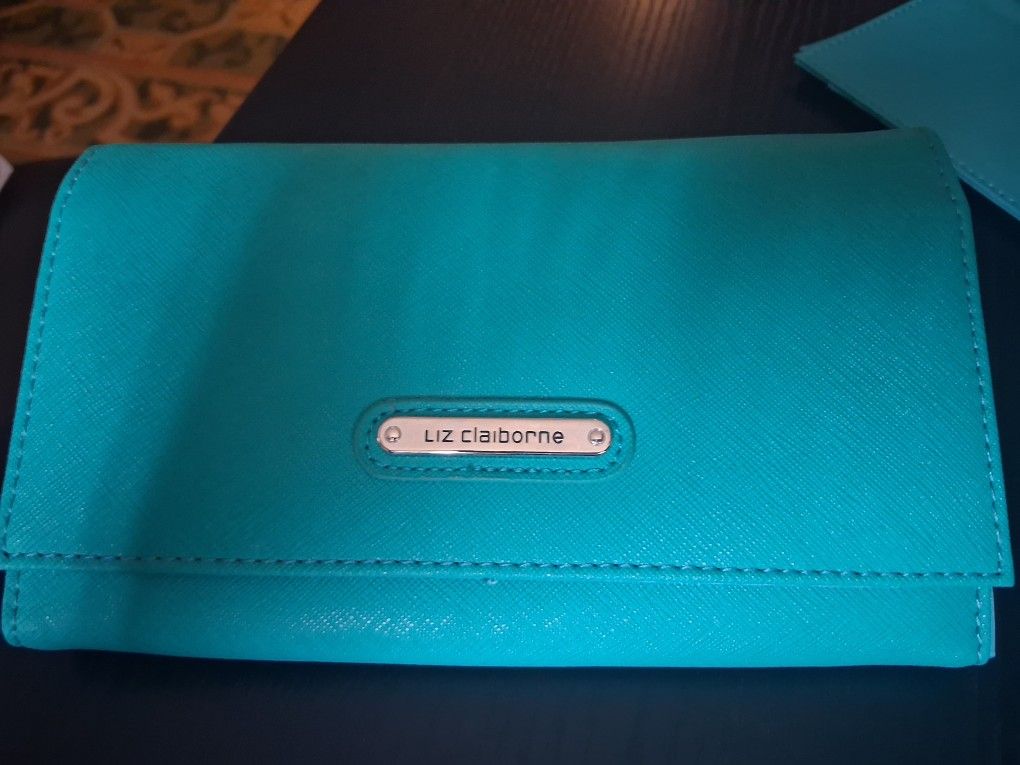 Liz Clairborne Wallet 