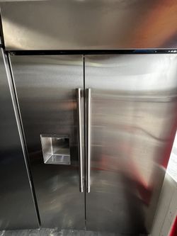 GE monogram 48” Refrigerator 2023 side-by-side 