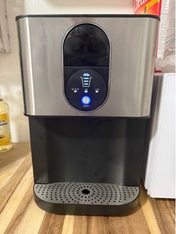 Ice maker countertop