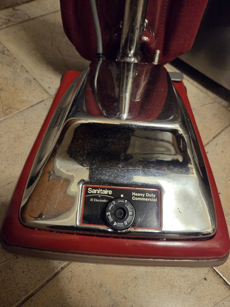 Commercial Vacuum Cleaner