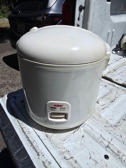 Aroma 10 Cup Rice Cooker