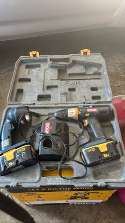 Battery Op Drill And Light