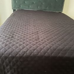 Full Size Bed Comes With One Night Stand  5 draw Dresser As Well As A Mattress