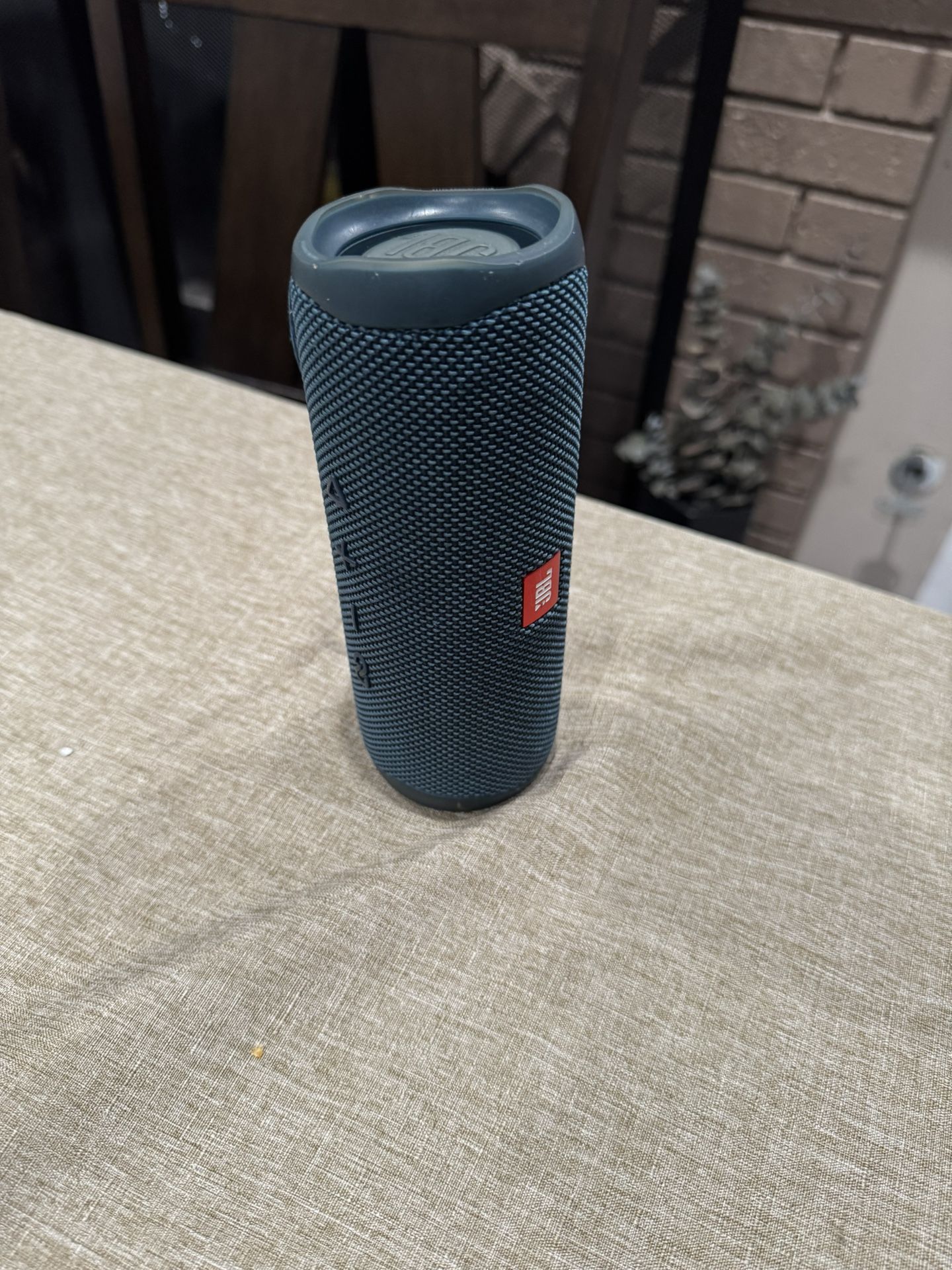 JBL Flip 5