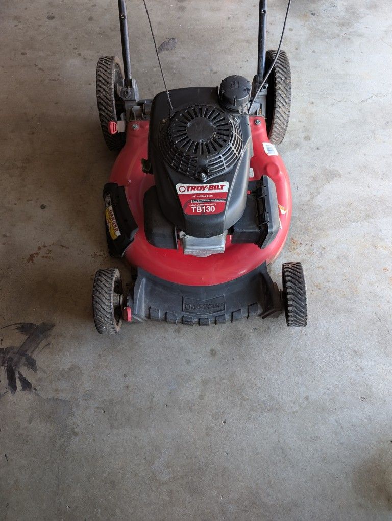 Lawn Mower Troy-Bilt Honda Engine 