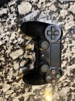 PS4 Controller