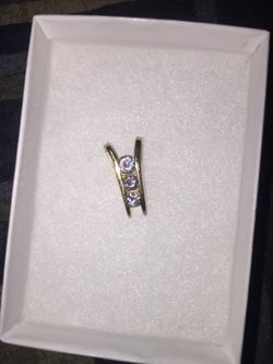 10k gold pendant