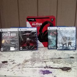 PS5 GAME PACKAGE (4 PS5 GAMES &HYPREX WIRELESS GAMING HEADPHONES 