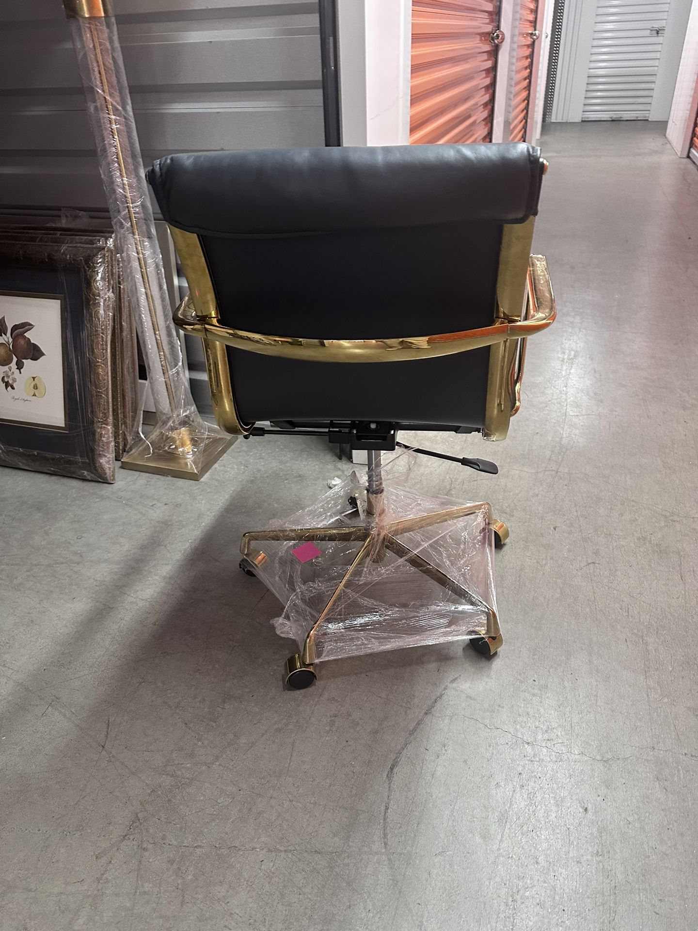 Swivel Desk Chair 