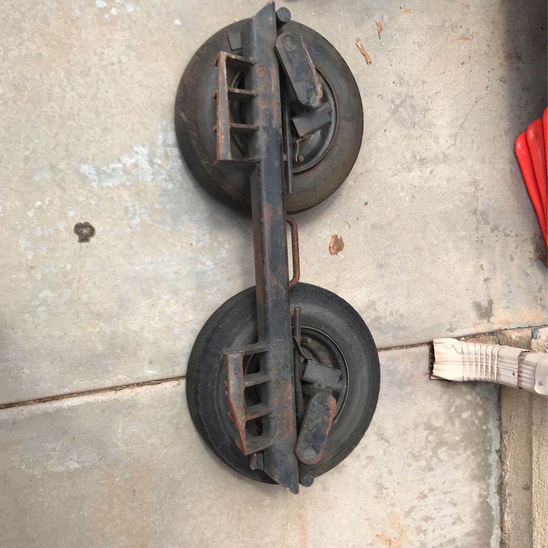 Tow dolly