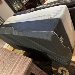 Split King Adjustable Bed 