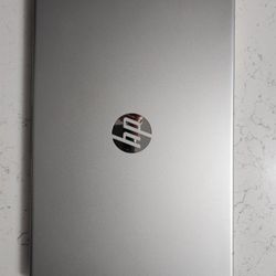 HP LAPTOP 14INCH Ryzen 7. 16MB 1T SSD 