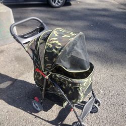 Dog stroller