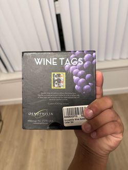 Oenophilia Wine Tags Set 100 Tags and Pen