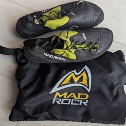 Climbing Shoes 