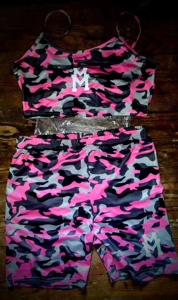 New 2 PC Ladies Workout Outfit