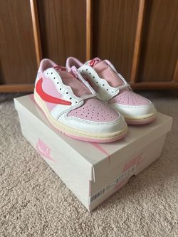 Air Jordan 1 Low Travis Scott “Tropical Pink” size 8.5