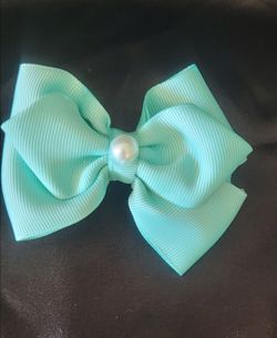 Bow for your hair