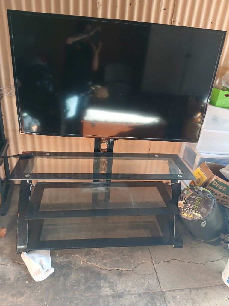 55 In Samsung TV And Stand