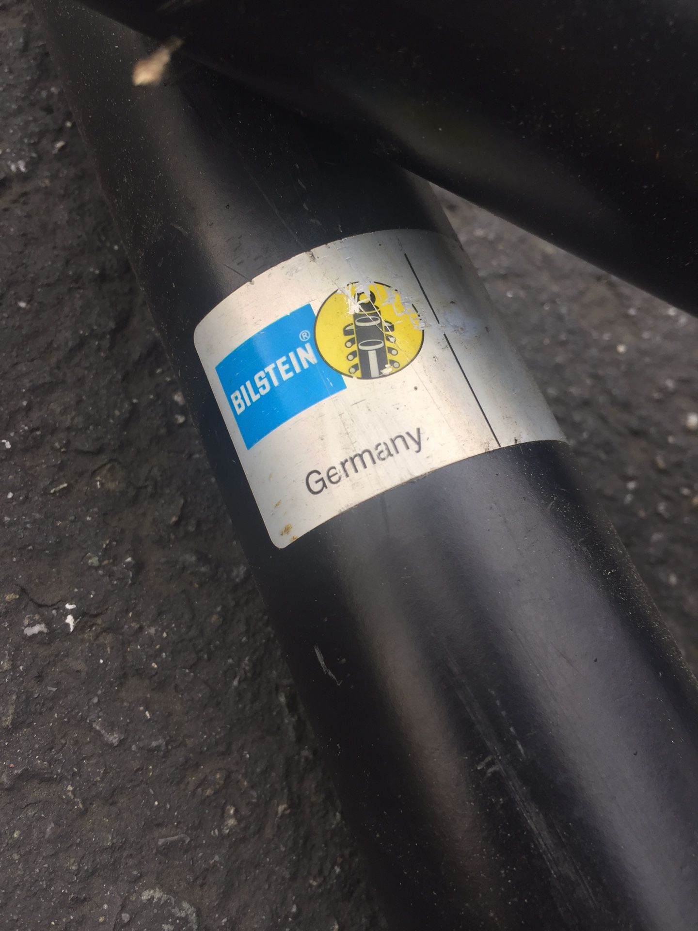 E28 535i Bilstein strut inserts front and rear