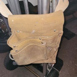 Carpenter's Tool Belt