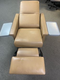 Treatment chair