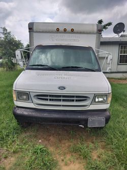 2002 Ford E450