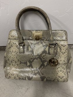 Michael Kors Handbag Snake Skin Print - Gray