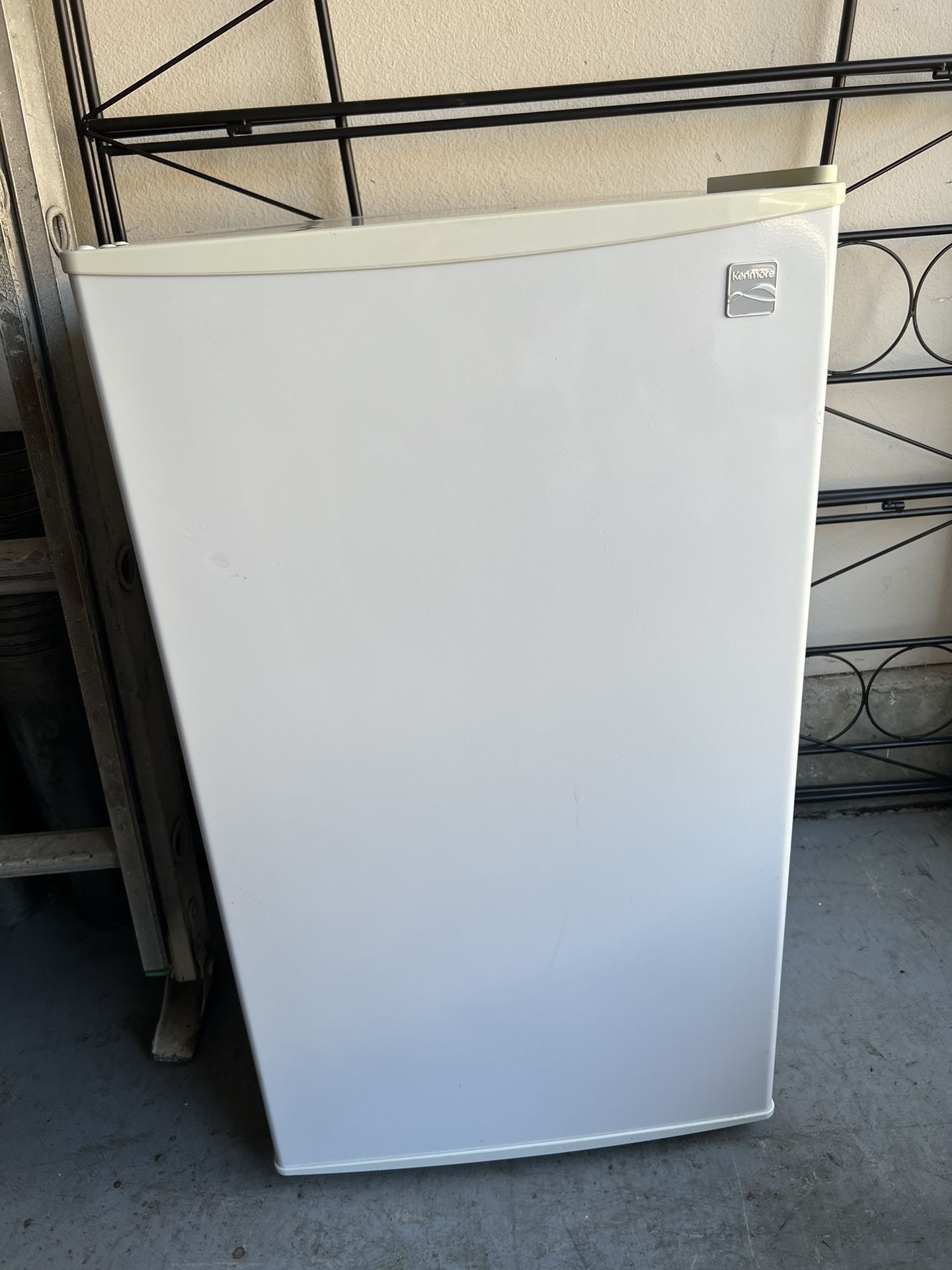 Kenmore Mini-Fridge 3.3 Cu. Ft.